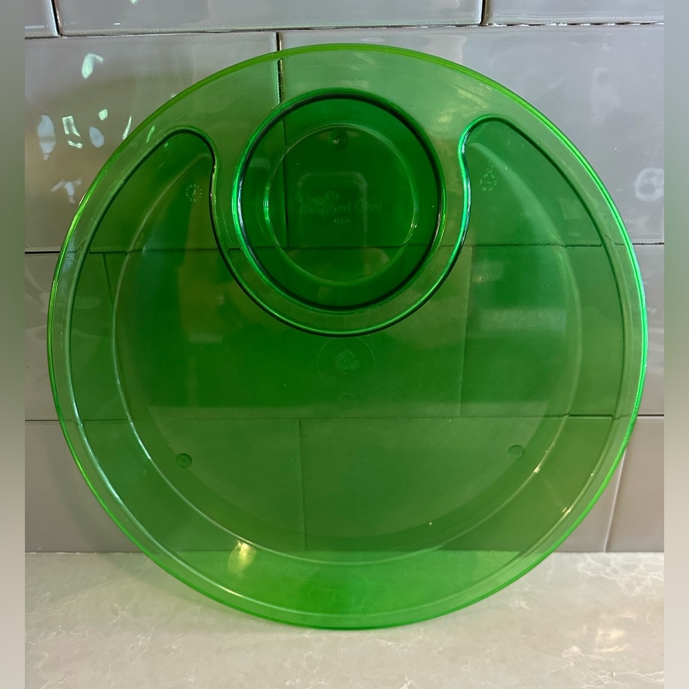The Pampered Chef Green Acrylic Chip and Dip Serving Tray 2793